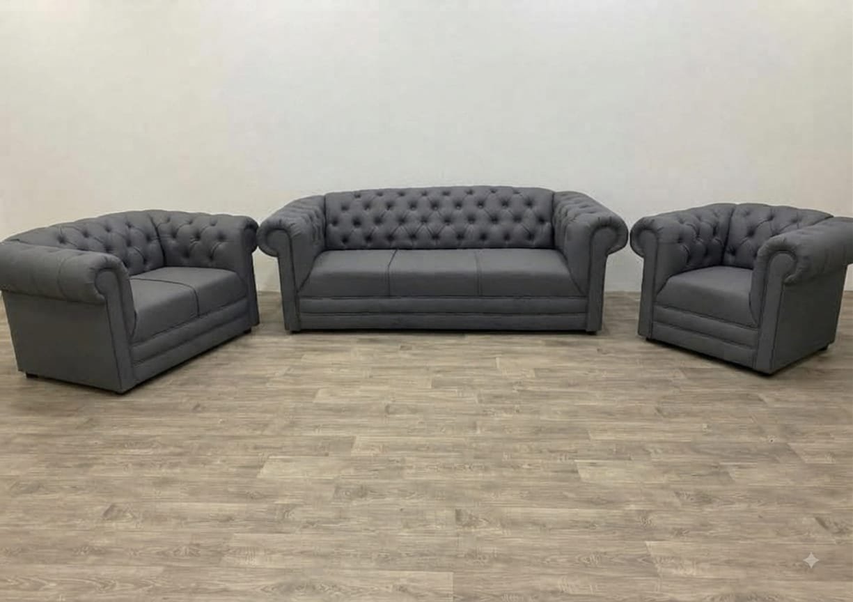 طقم كنب استقبال رمادي مودرن كابيتونيه (Modern Grey Sofa Set)